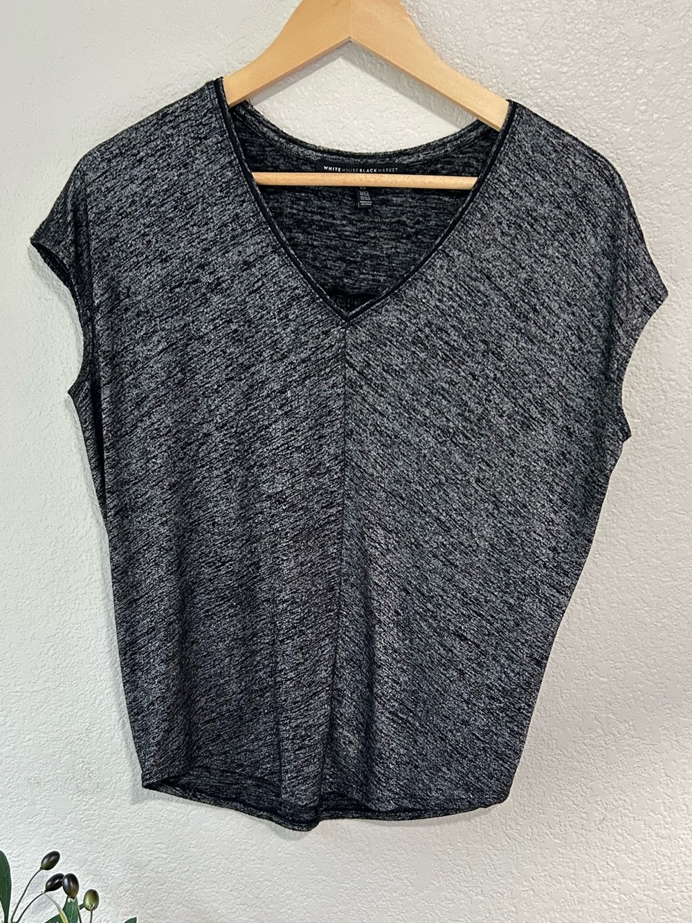 White House Black Market Heathered V-Neck Short Sleeve Top - Charcoal